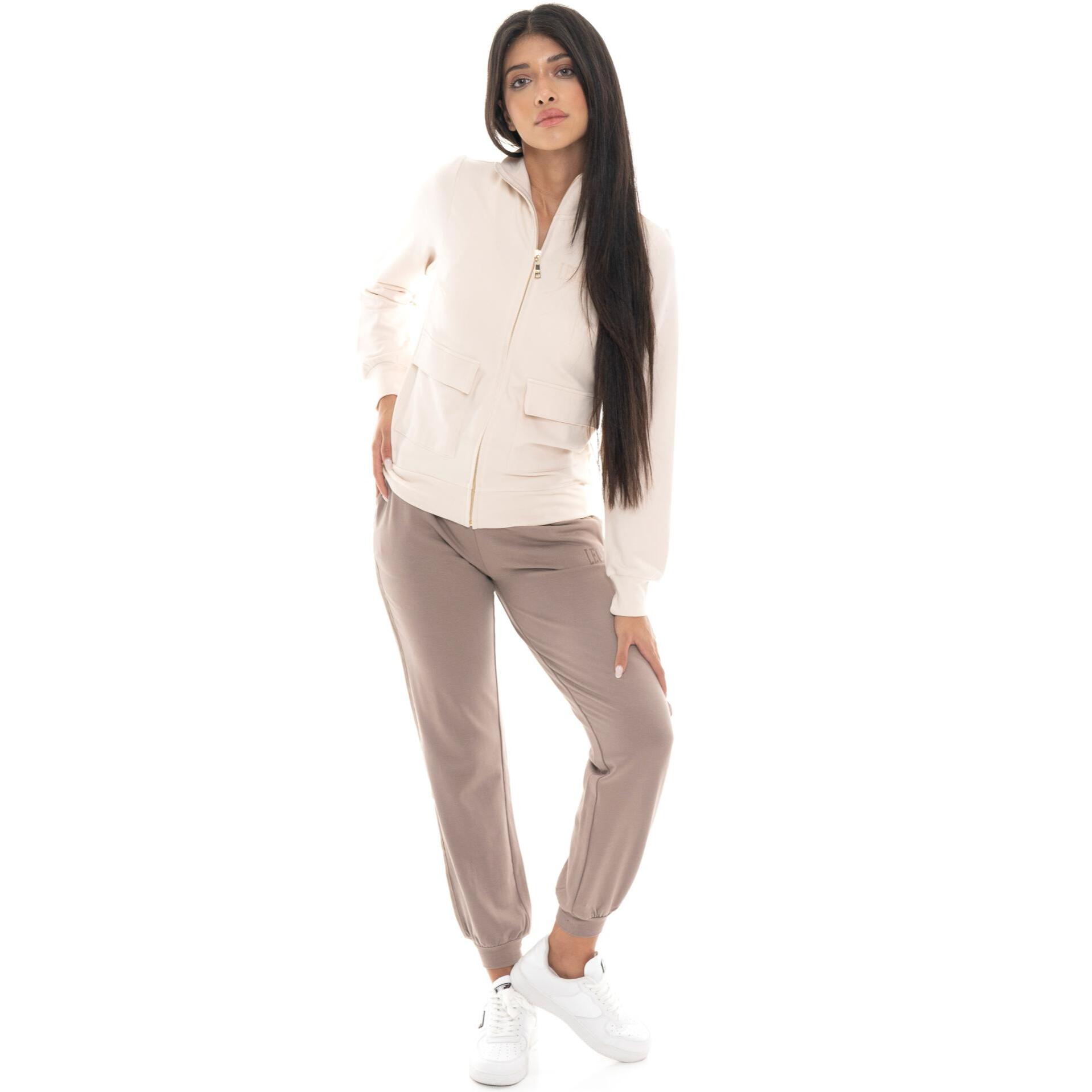 Mono de invierno para mujer Leone 1947 Chic Tones con cuello alto y cremallera.