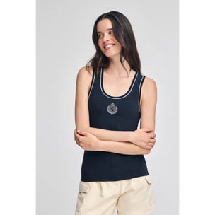 Camiseta azul marino de tirantes con escudo náutico