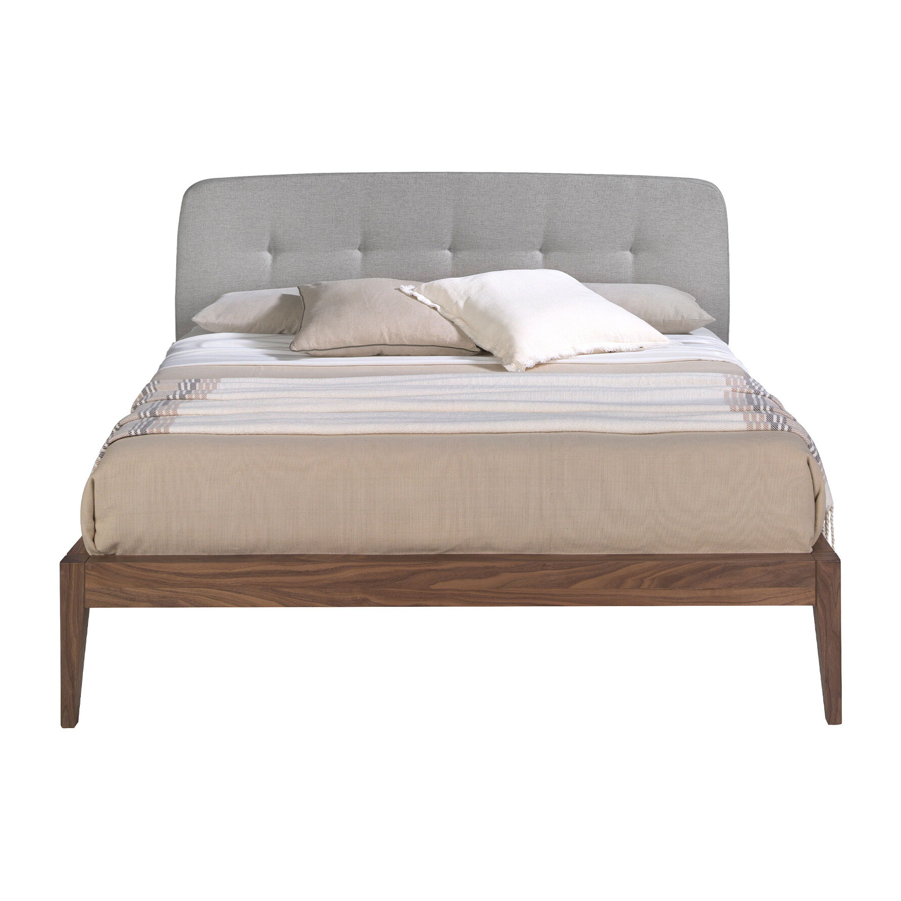 Cama Angel Cerdá capitoné de matrimonio con un cabecero en tela en gris y de madera chapada en nogal natural 172x217x98cm