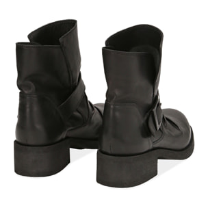 Biker boots neri con fibbia in pelle, tacco 4 cm