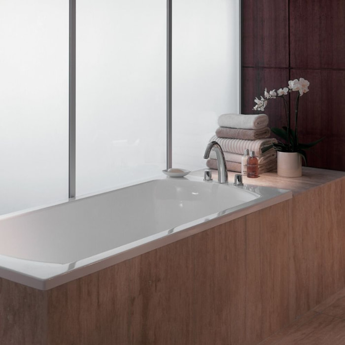 Baignoire droite Ove 170 x 70 cm, bonde excentré + pare bain chrome