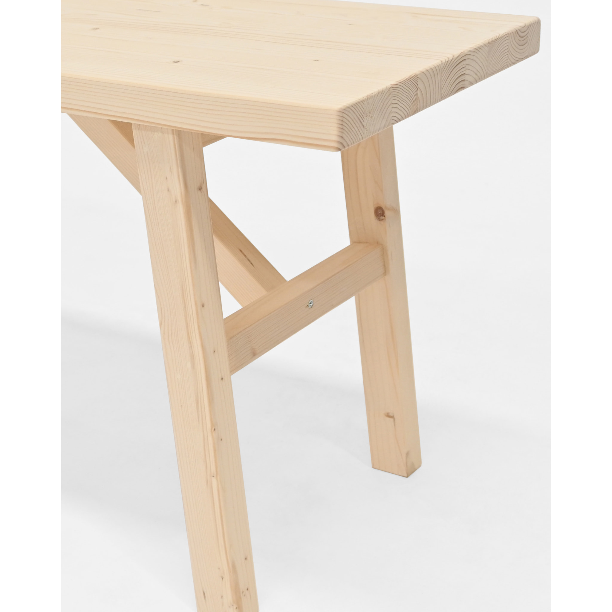 Table basse en bois massif finition naturelle Hauteur: 45 Longueur: 120 Largeur: 50