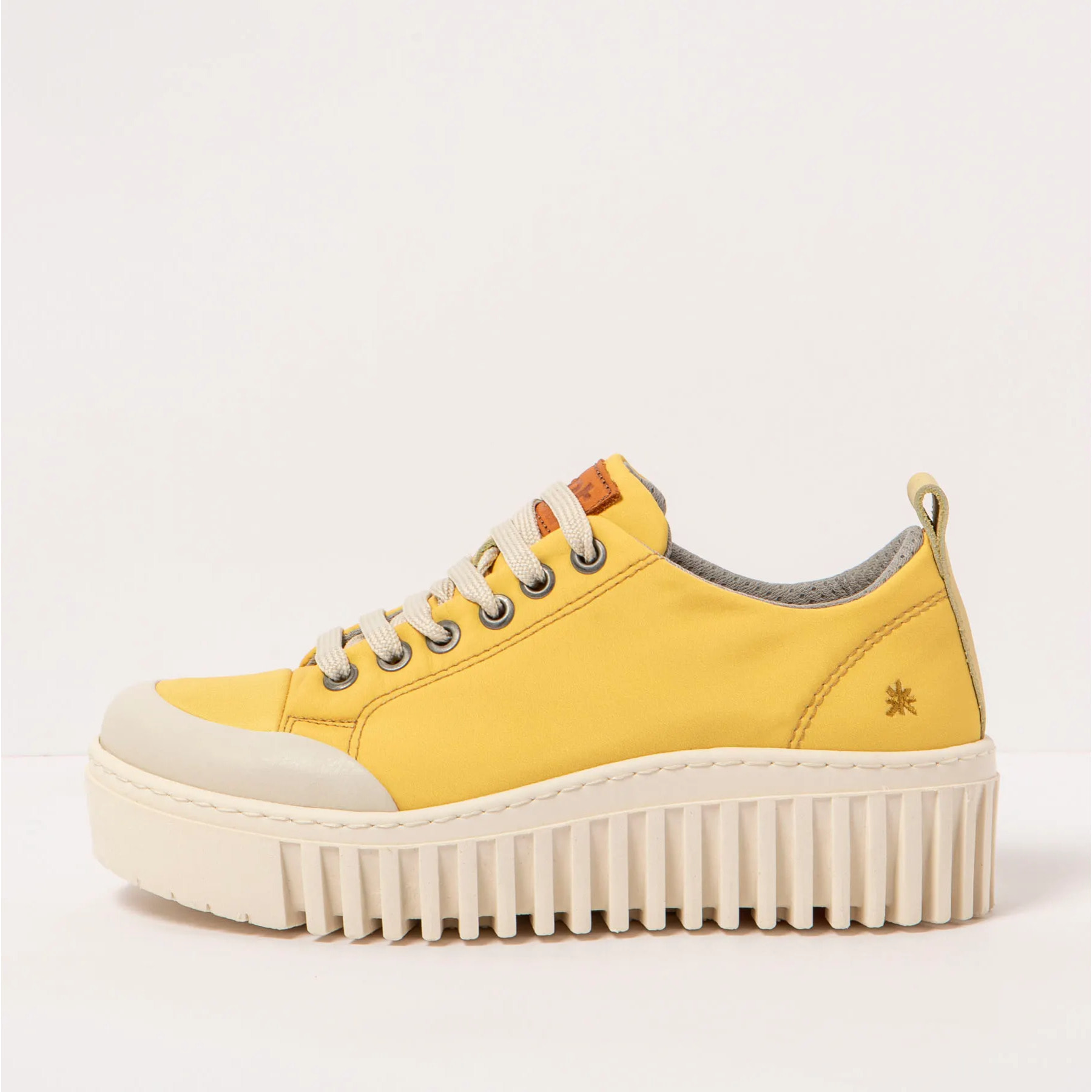 Zapatos 1534 NYLON YELLOW/BRIGHTON color Yellow