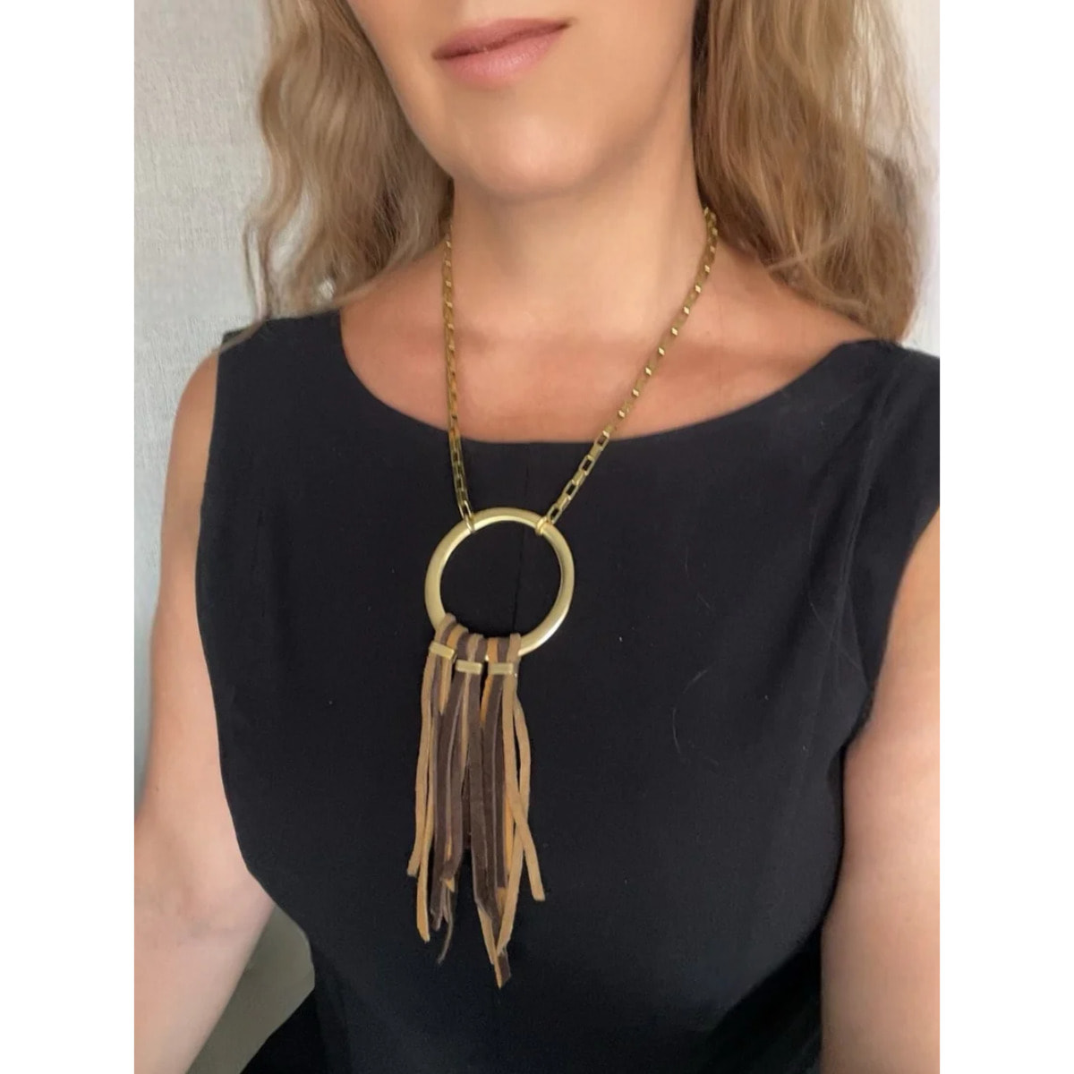 Collar Flecos largos piel en marrones dorado latón