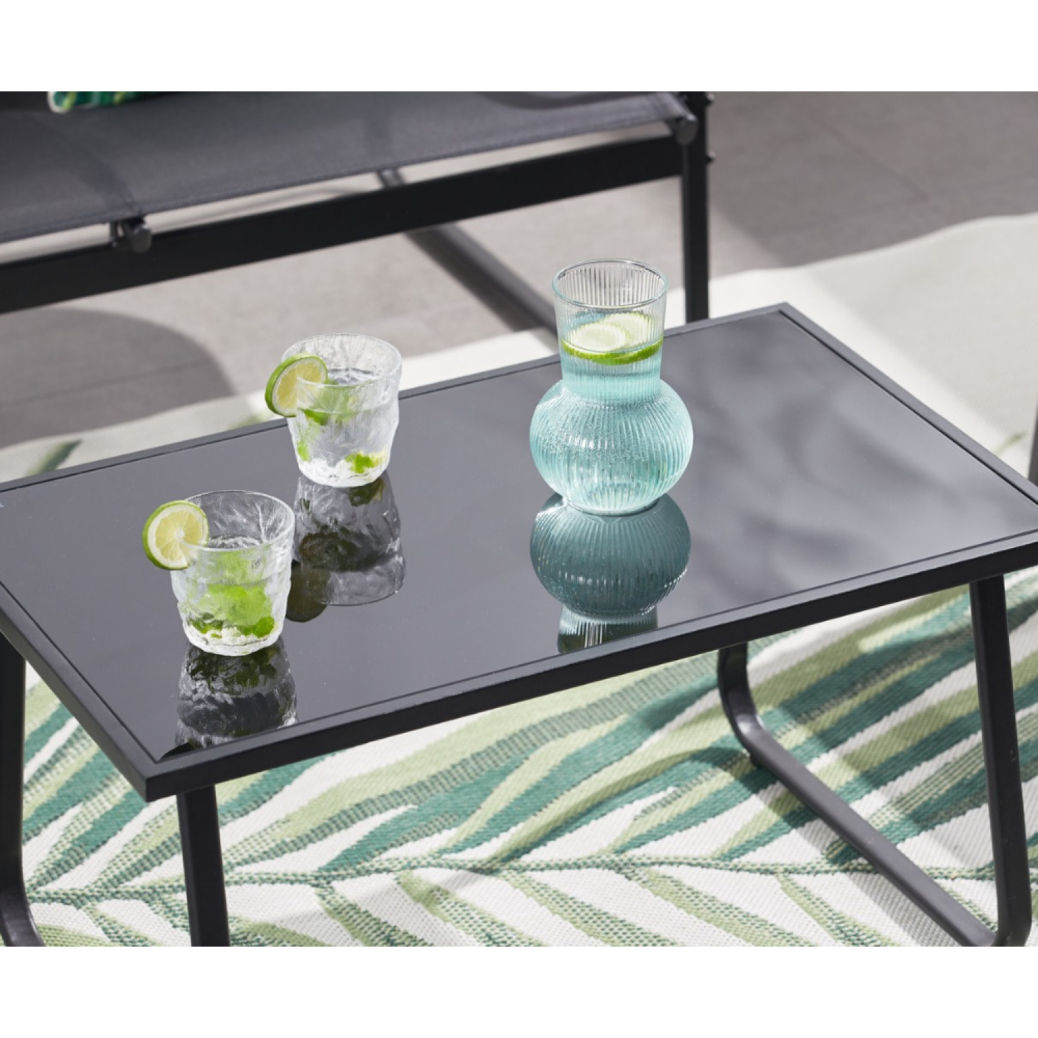 Salon de jardin 4 places en métal LUCKNOW