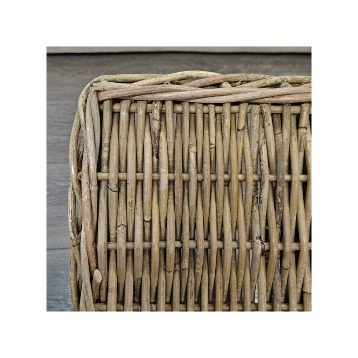 Panier rectangulaire avec grande anse H. 38 cm en kubu tressé - SIMON