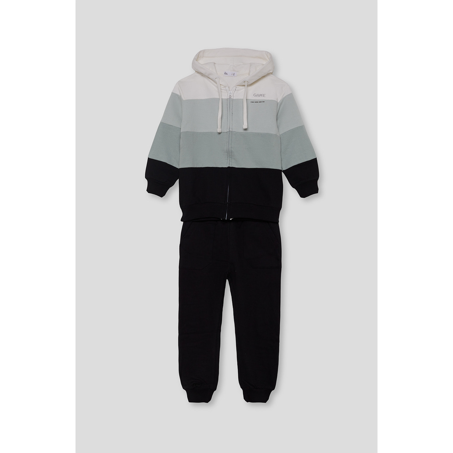 Conjunto niño chaqueta con capucha negro, verde y crudo de franjas anchas y pantalón jogger | Color: Negro | Street Monkey