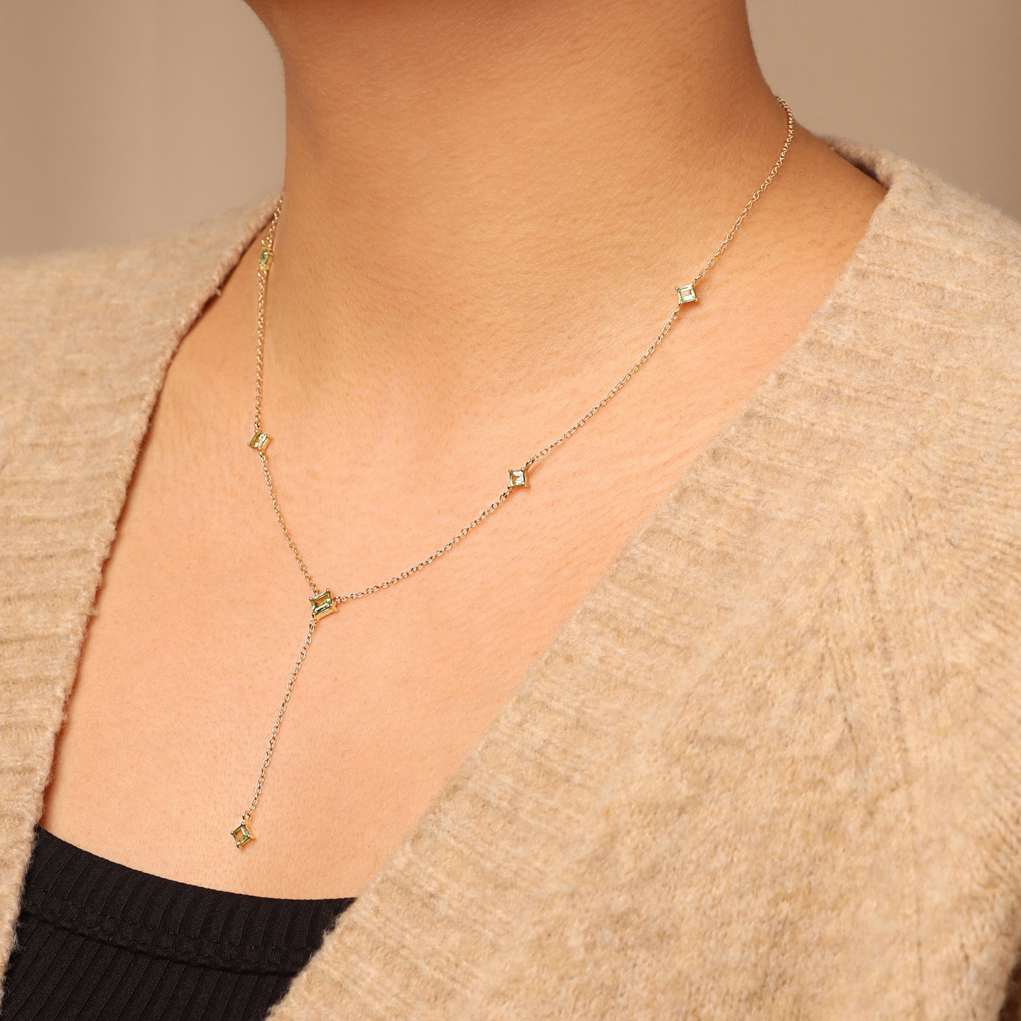 Collana a Cravatta in Argento 925 placcato Oro Giallo 18Kt con Peridoto Verde