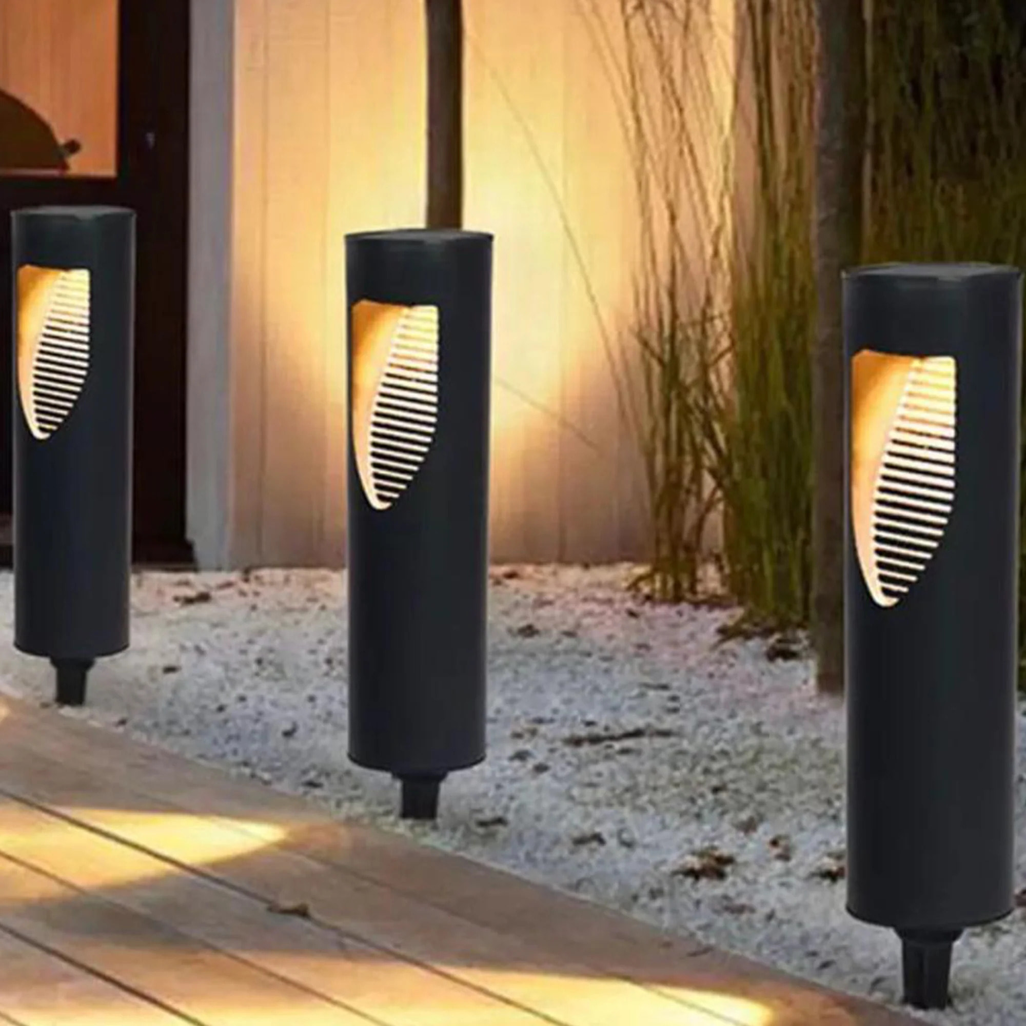 Lot de 4 balises solaires à piquer 4X GRILLY LED blanc chaud H34cm
