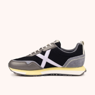 Zapatilla Deportiva Urbana en Negro y Gris con Detalles Lavanda MUNICH NEXT WMN 22