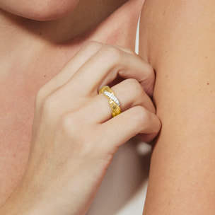 Anillo Riesim acabado oro amarillo 18k