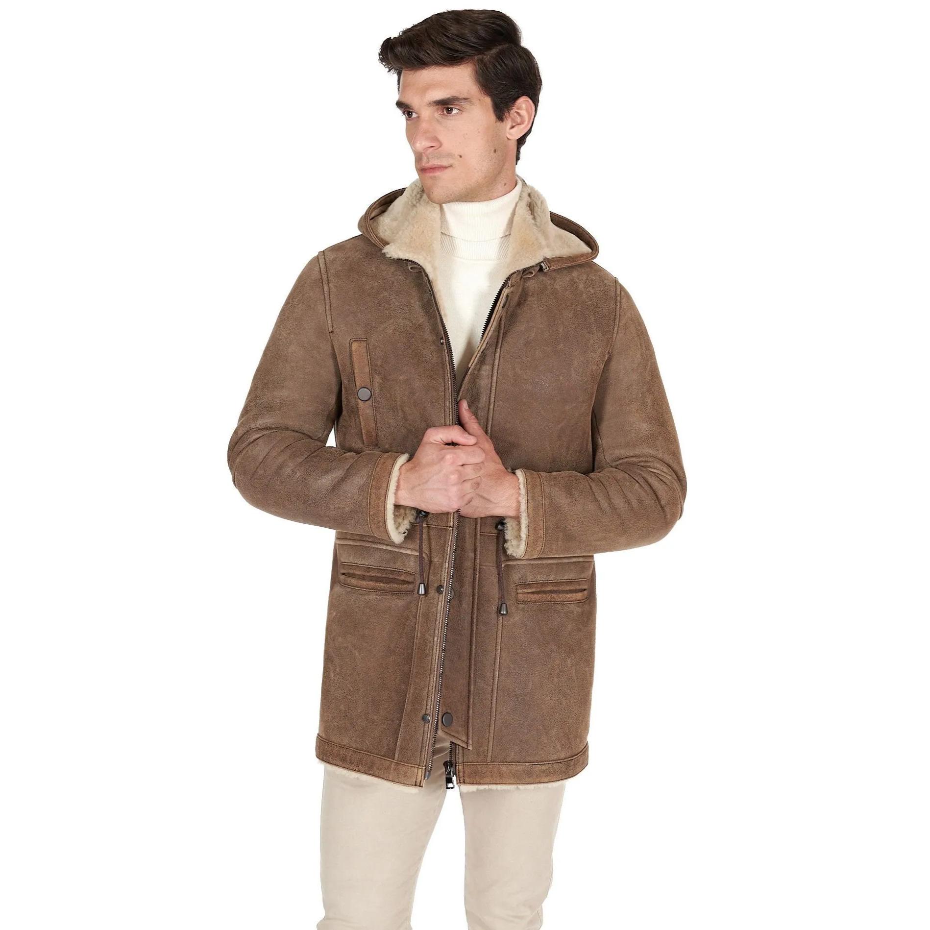 Cappotto Montone Shearling color fango con cappuccio staccabile