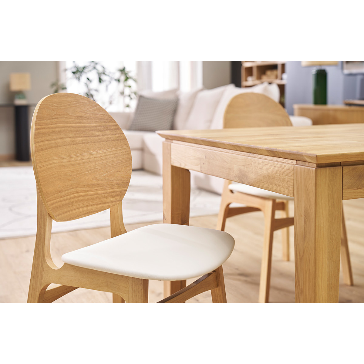 Chaises scandinaves en bois clair et blanc (lot de 2) ELTON