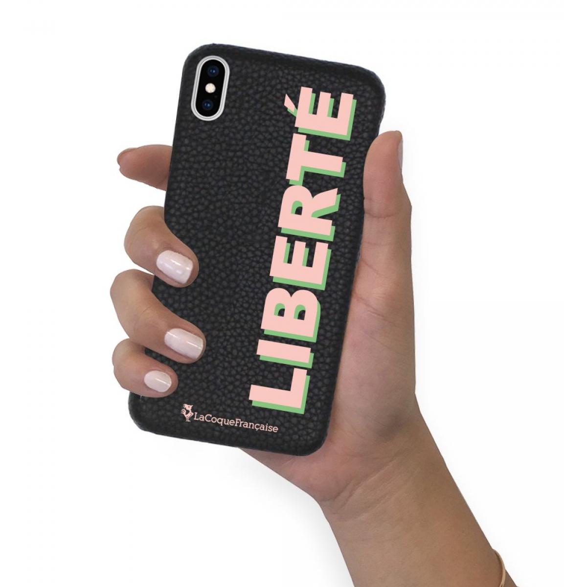 Coque iPhone X/XS effet cuir grainé noir Liberté rose et vert Design La Coque Francaise