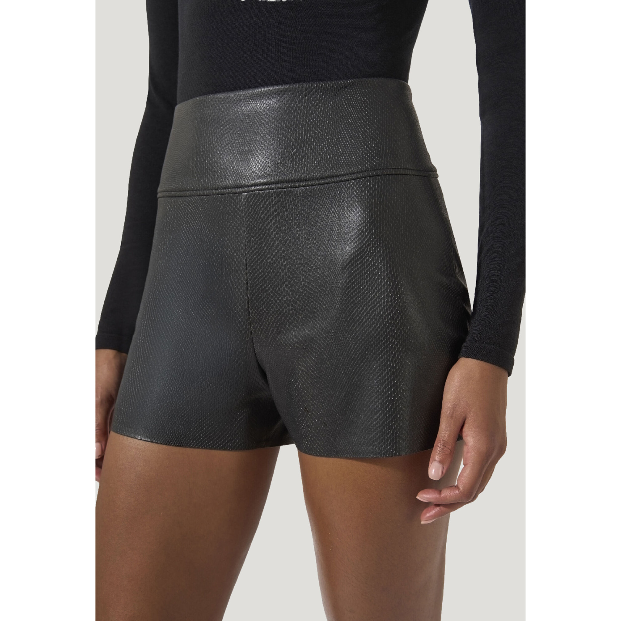 Shorts Python