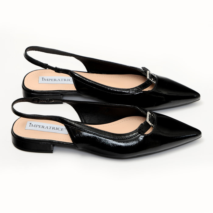 Ballerine slingback in simil pelle verniciata con fibbiatta strass