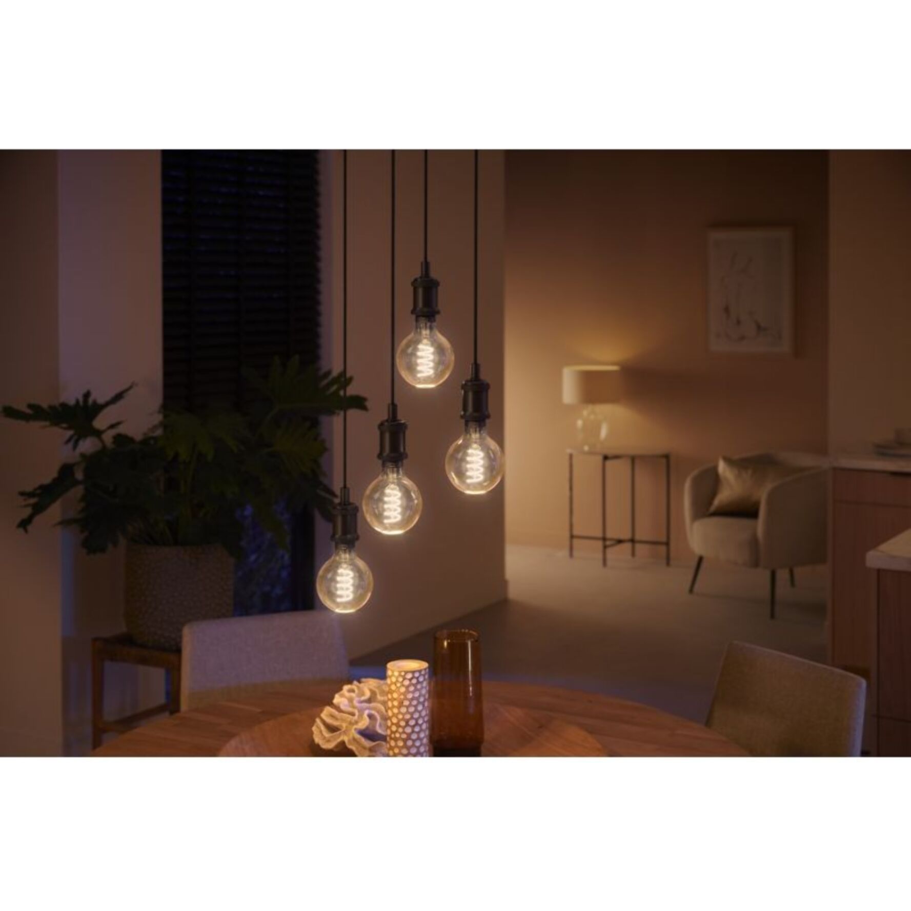 Ampoule LED connectée PHILIPS HUE E27 White Ambiance Globe G. Filament
