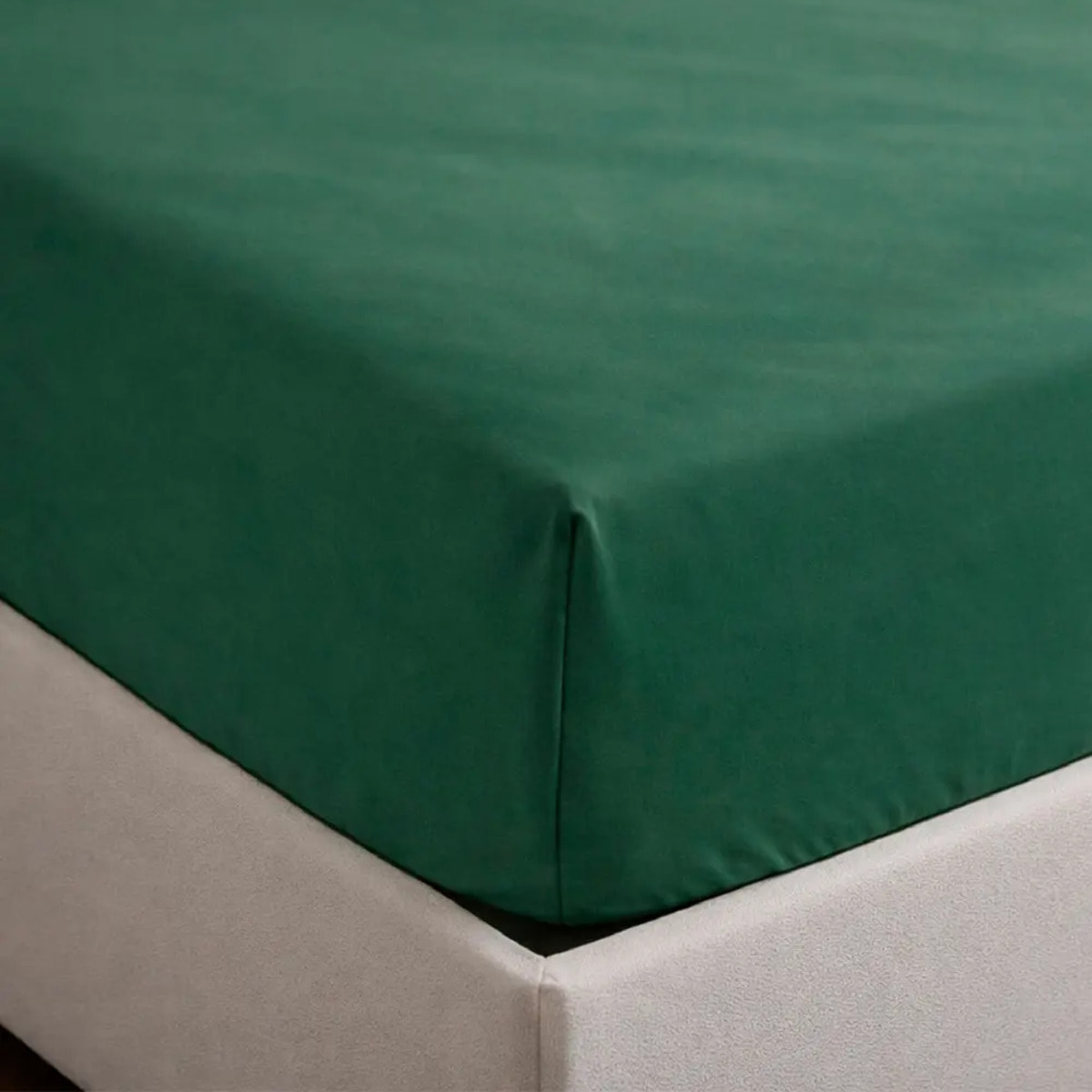 Lenzuolo Inferiore Angolare RASO VERDE tinta unita per letto matrimoniale 100% Raso di Cotone e Made in Italy