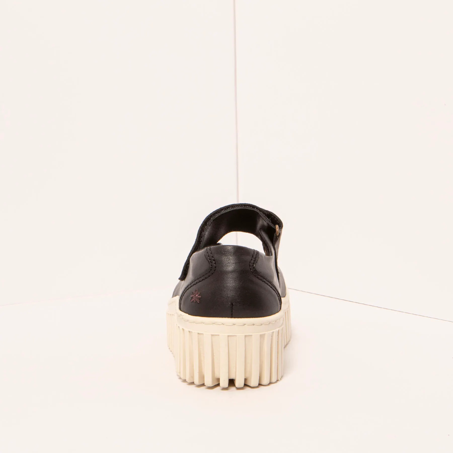 Zapatos 1514 NAPPA BLACK/BRIGHTON color Black