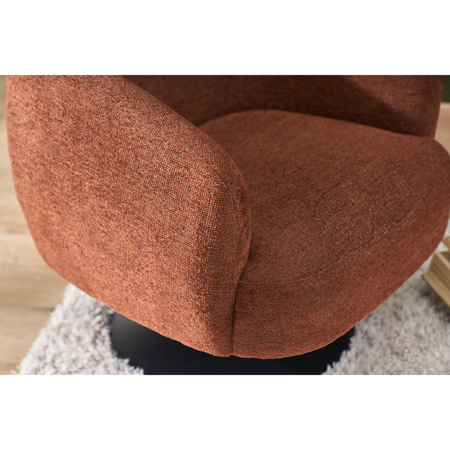 Fauteuil pivotant en tissu effet chenille brossé terre brûlée et métal noir BOWIE