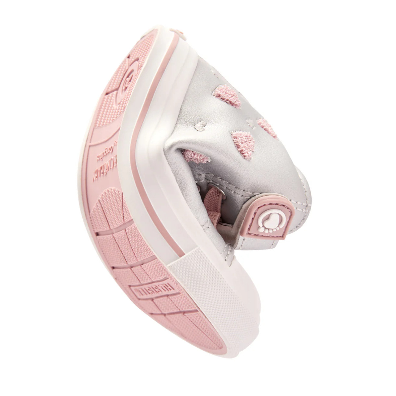 Sneakers alte per neonati con stampa a cuore e design rispettoso