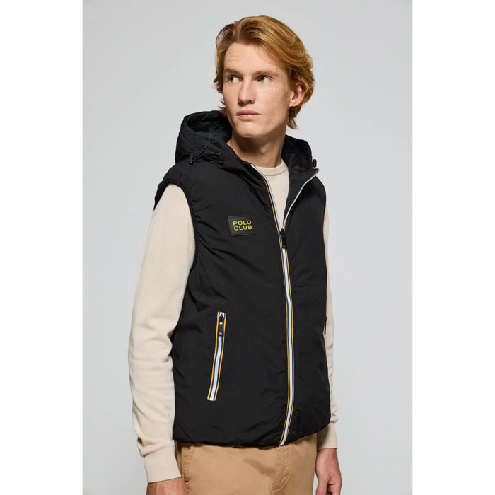 Gilet nero leggero con cappuccio fisso e particolari Polo Club