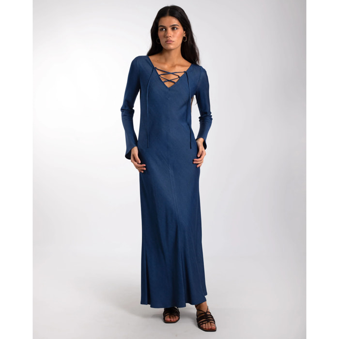 Vestido midi con escote en pico y cordones