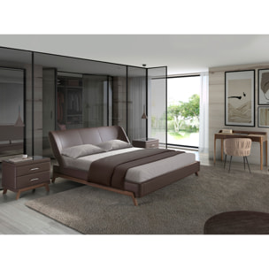Cama Angel Cerdá de matrimonio con cabecero y estructura en polipiel en marrón chocolate y patas de madera chapada en nogal natural 205x237x95cm
