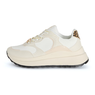 Sneakers in Similpelle con Dettagli Vernice e Animalier