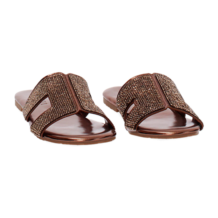 Sandaletto con tomaia laminata in strass color bronzo