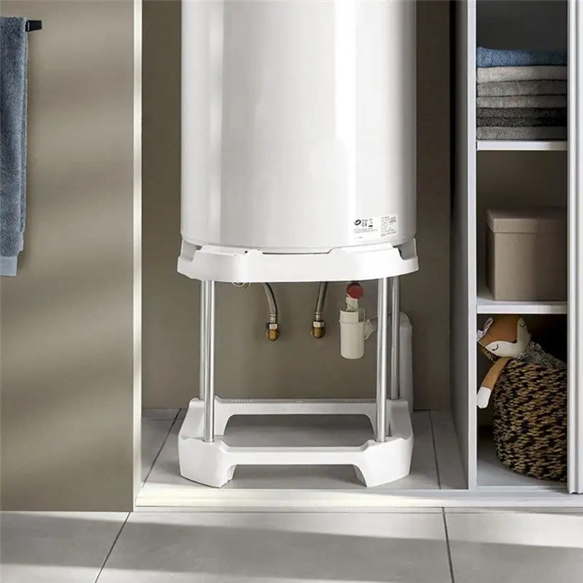 Trépied universel pour chauffe-eau et PECS - 50 à 200 L - THERMOR - 900991