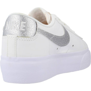 SNEAKERS NIKE BLAZER LOW PLATFORM WOM