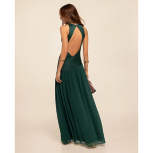 Vestido largo con corte asimétrico y espalda descubierta