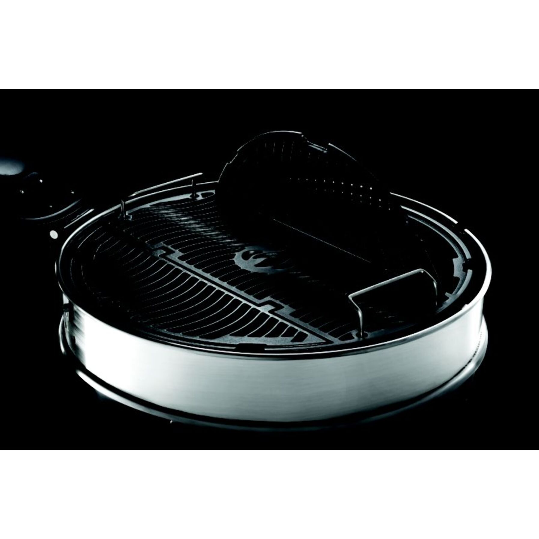 Barbecue charbon NAPOLEON Kettle PRO noir sur chariot 57cm