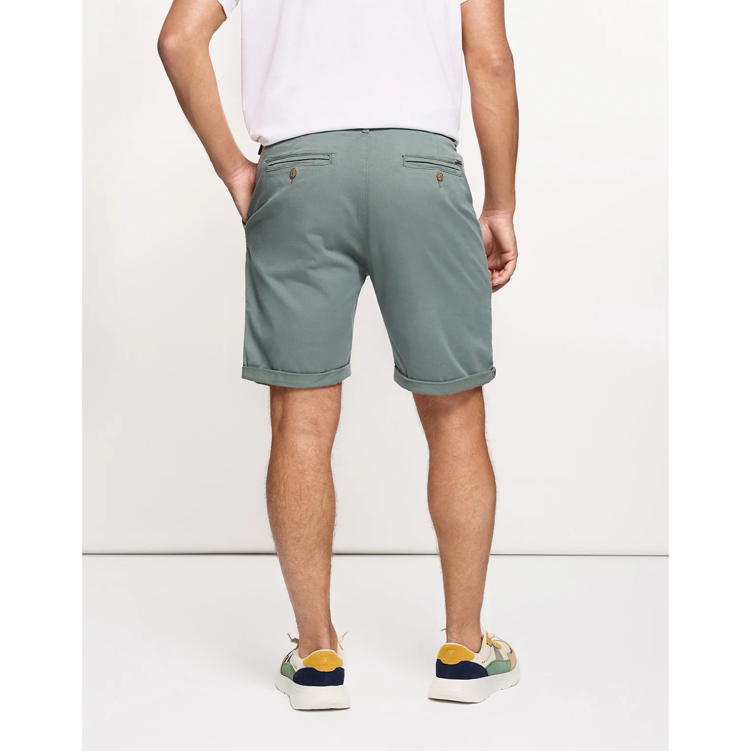 Bermuda Caqui - Esteban II