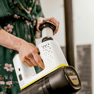 Aspirateur balai sans fil Karcher VC 6 Cordless purFamily Blanc - Autonomie 50 min- Filtre HEPA- Spécial Famille