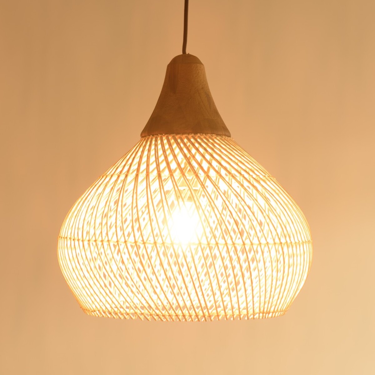 SIXTINE - Suspension 'cloche' 40x40cm rotin couleur naturelle et teck