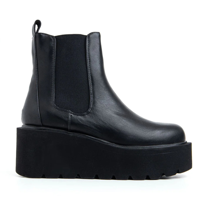 Chelsea alla caviglia con fondo platform - NERO