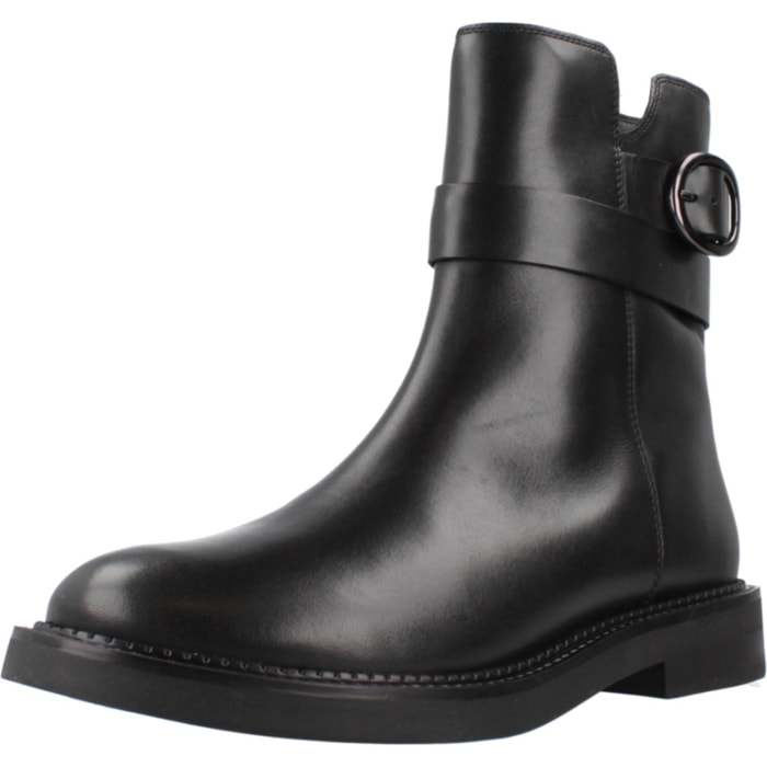 Botines Mujer de la marca GEOX  modelo D SERILDA NEGRO
