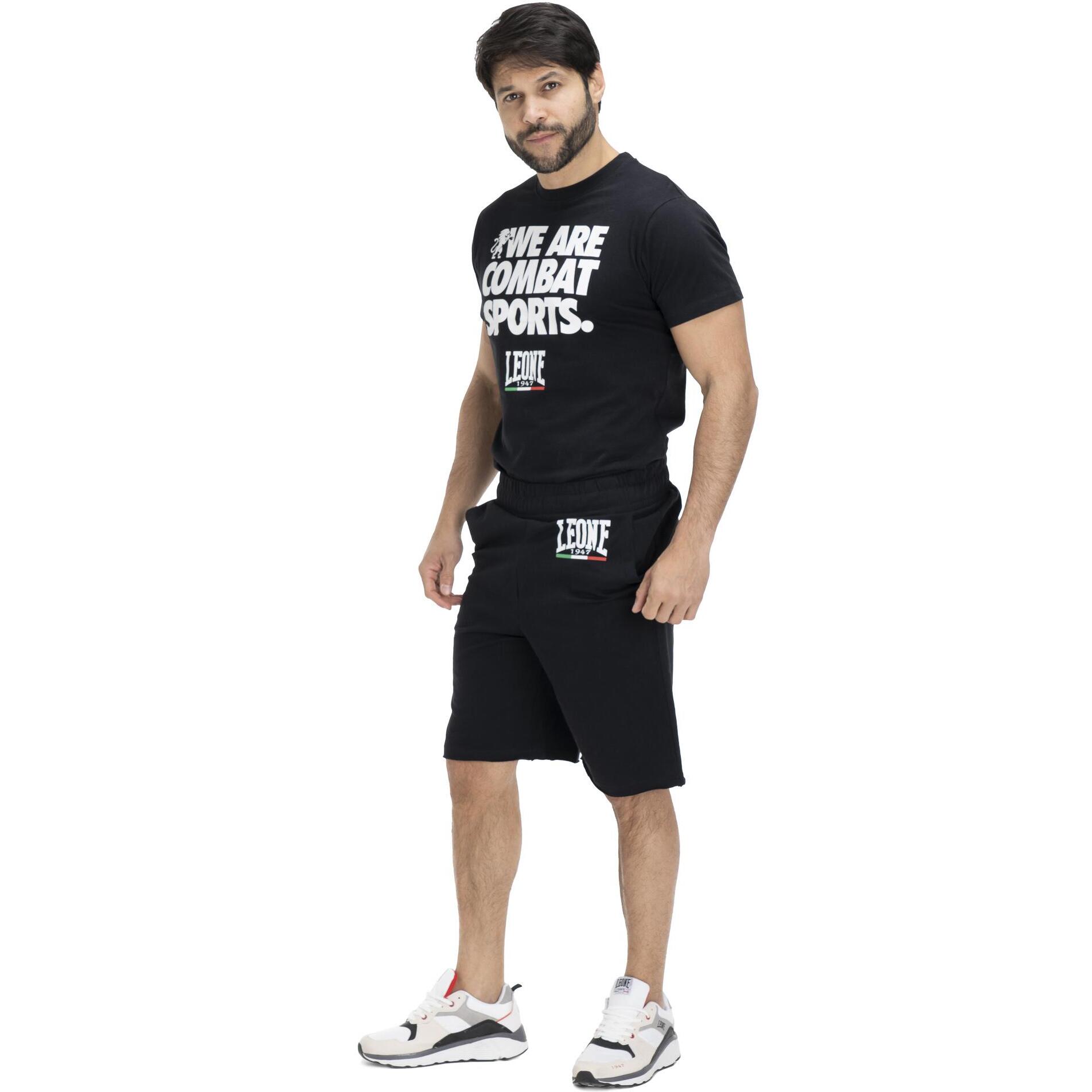 Completo set da uomo composto da t-shirt e pantaloncini Leone Basic