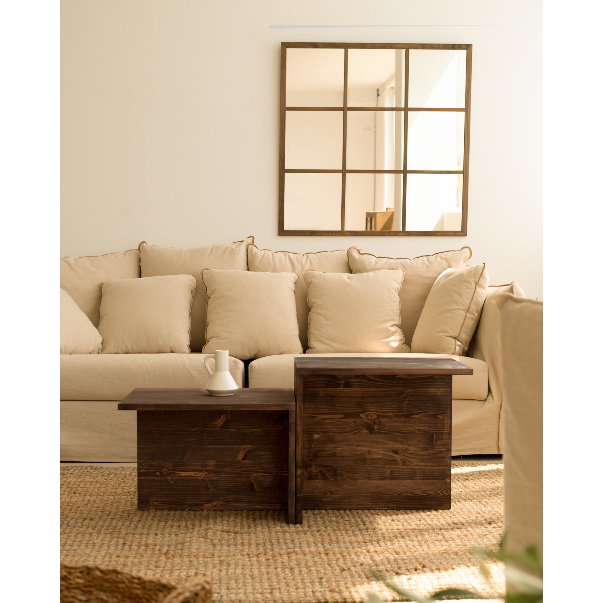 Table basse 2 pièces en bois massif ton noyer de 100x45cm Hauteur: 44.6 Longueur: 100 Largeur: 39