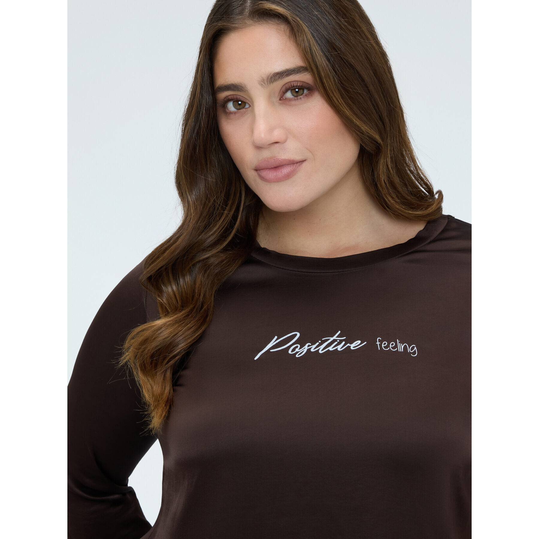 Fiorella Rubino - Blusa de raso Positive feeling - Marrón
