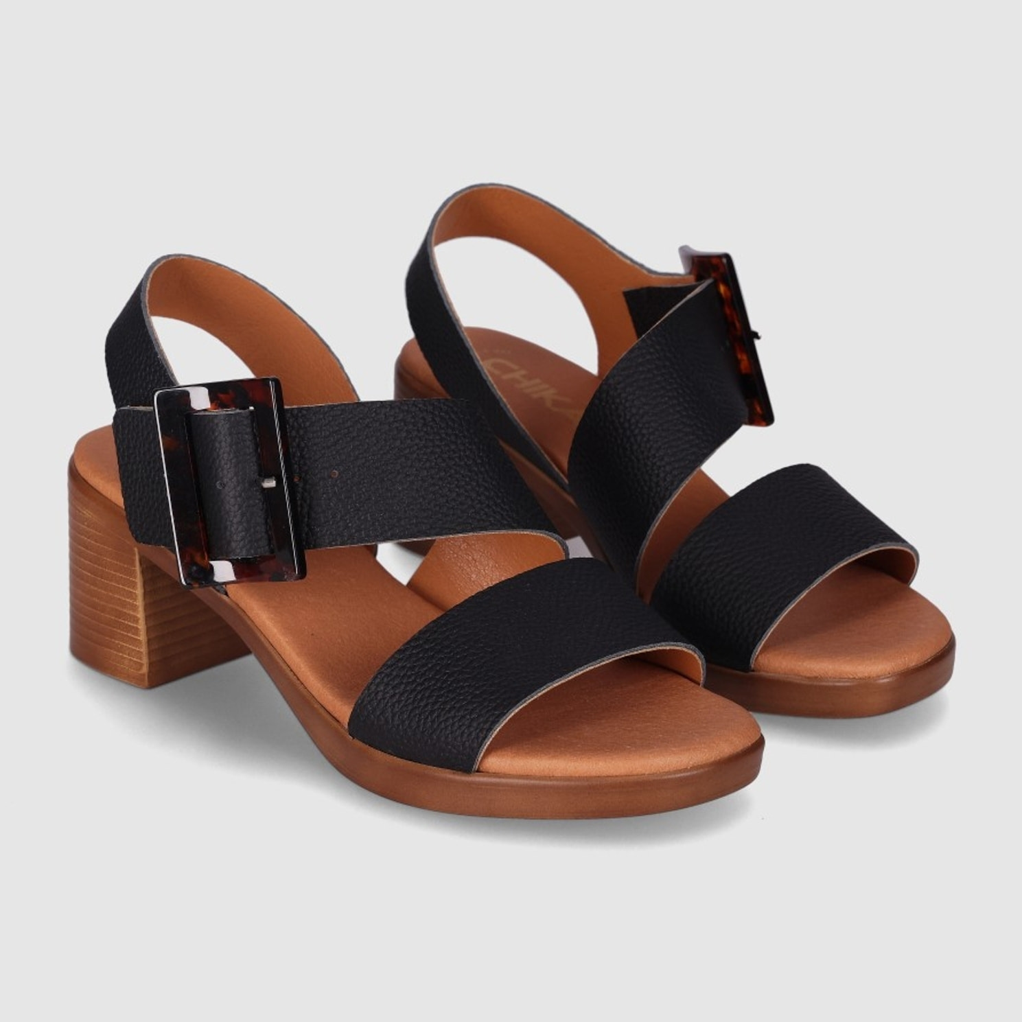 Sandalias de Piel - Negro - Tacón: 6 cm