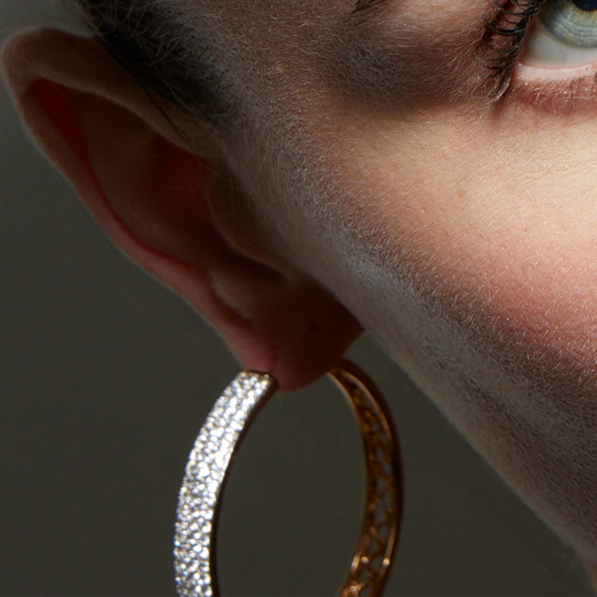 Pendientes con Circonita Brillante acabado oro 18k