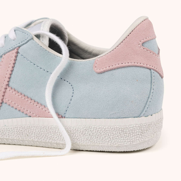 Zapatilla casual de serraje azul pastel y rosa con suela blanca MUNICH BARRU 221