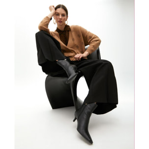 Stivaletto con tacco a punta