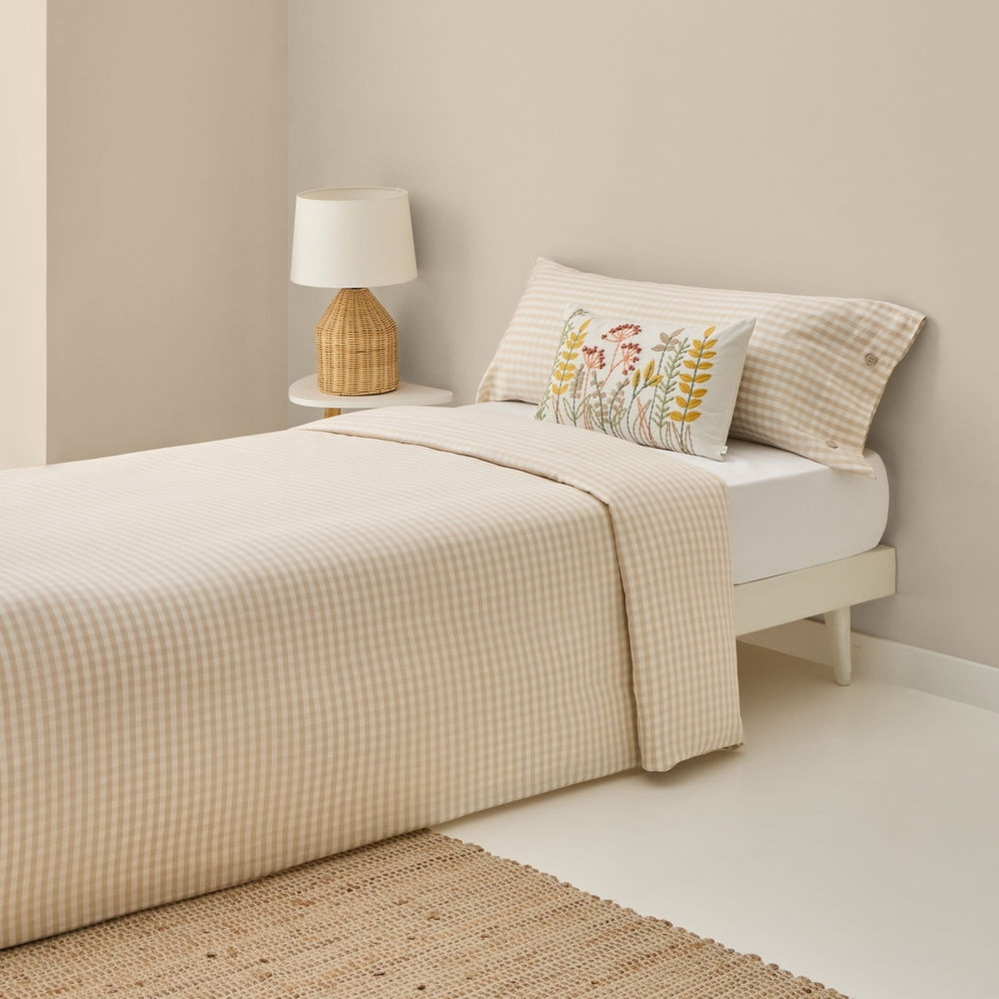 Funda nórdica de algodón satén 200 hilos cuadros vichy Kimcuad color marron beige 100% Algodón