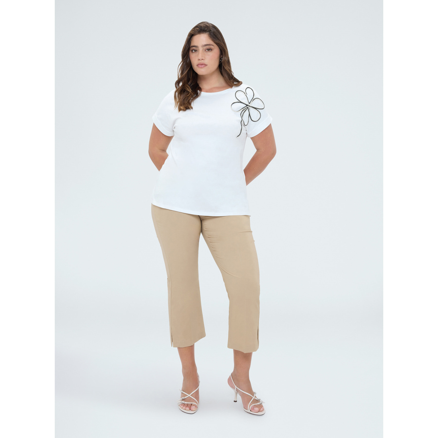 Fiorella Rubino - Camiseta de algodón con bordado floral - Blanco