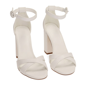 Sandali bianchi, tacco 9 cm