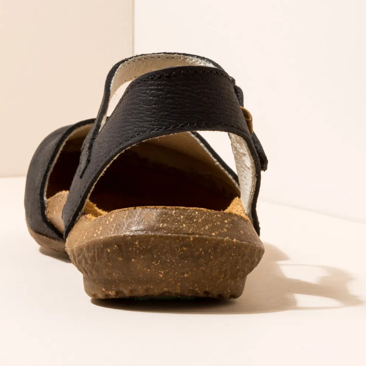 Sandalias N412 PLEASANT BLACK / WAKATAUA color Black